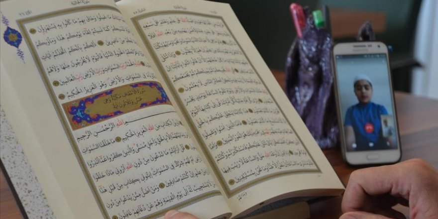 Koronavirüs döneminde öğrenciler 'sanal eğitim' alıp hafız oldu