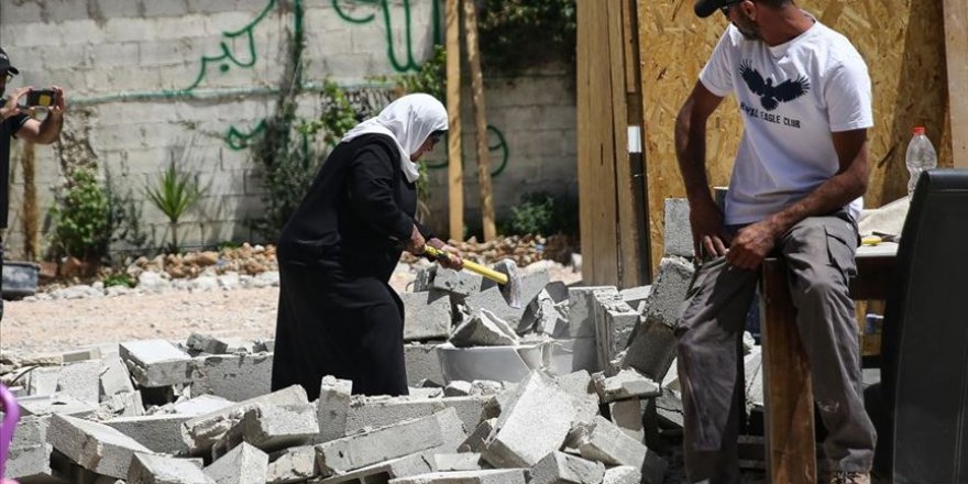 İsrail Kudüs’te Filistinlilere ait evleri yıkmaya devam ediyor