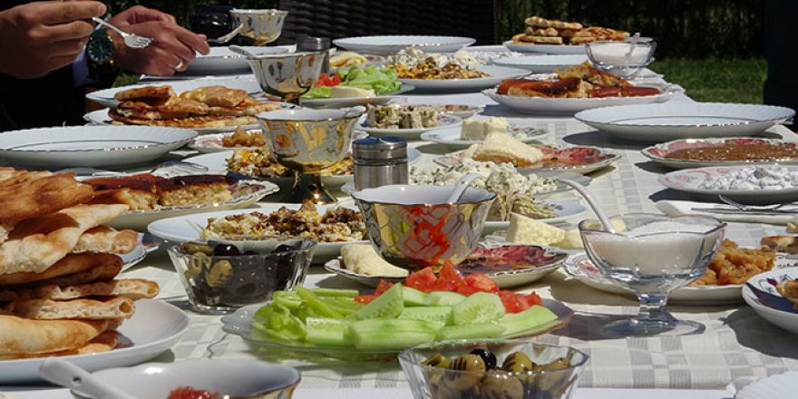 Dünya Van kahvaltısını konuşuyor