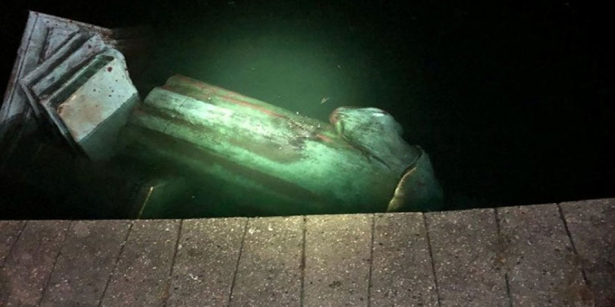 Amerika'da Kristof Kolomb'un heykelleri de kaldırılıyor