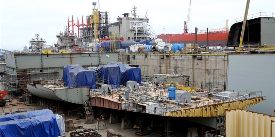 İlk uçak gemisi inşaatı hız kesmeden devam ediyor