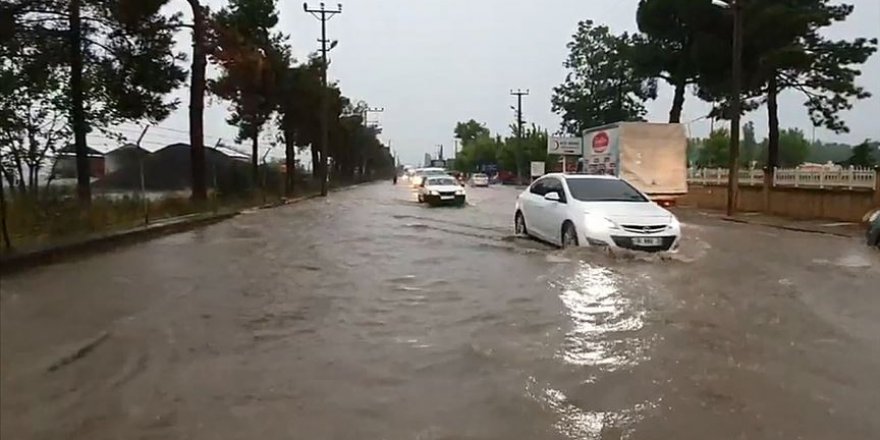Bursa'da sel nedeni ile bir kişi hayatını kaybetti