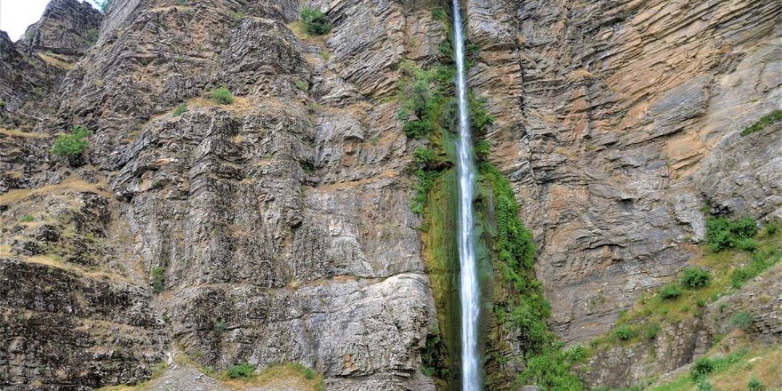 Türkiye'de en yüksek şelale olmaya aday Gümüşkanat Şelalesi ziyaretçilerini bekliyor