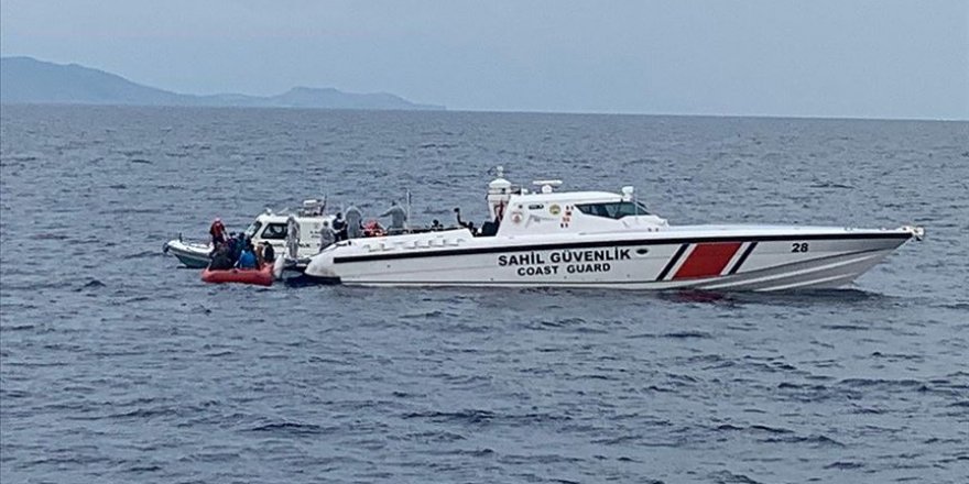 Son 1 haftada 198 düzensiz göçmen kurtarıldı