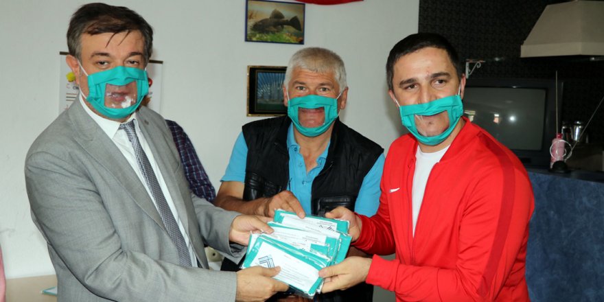 İşitme engellilere özel şeffaf maske üretildi