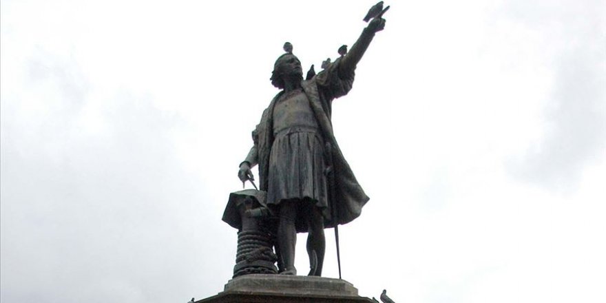 Kristof Kolomb'un ABD'deki bir heykeli daha yıkıldı