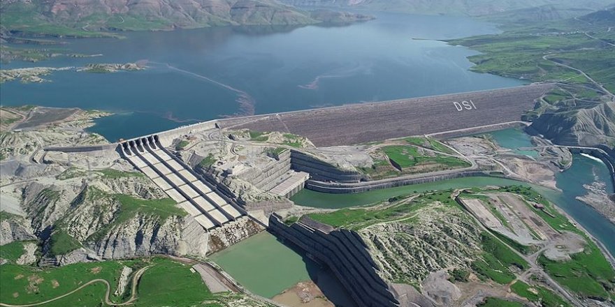 Elektrik yatırımlarına yenilenebilir enerji santralleri damga vurdu