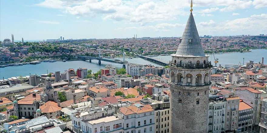 Galata Kulesi'nin bakımına kuşlar göç edene kadar ara verildi
