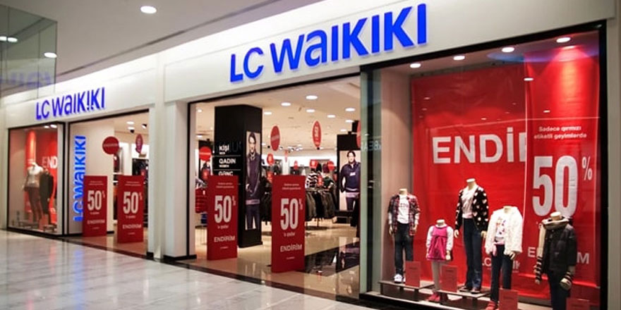 LC Waikiki'nin sahibi Doğanşehir ilçesindeki tüm öğrencilere kışlık kıyafet dağıttı