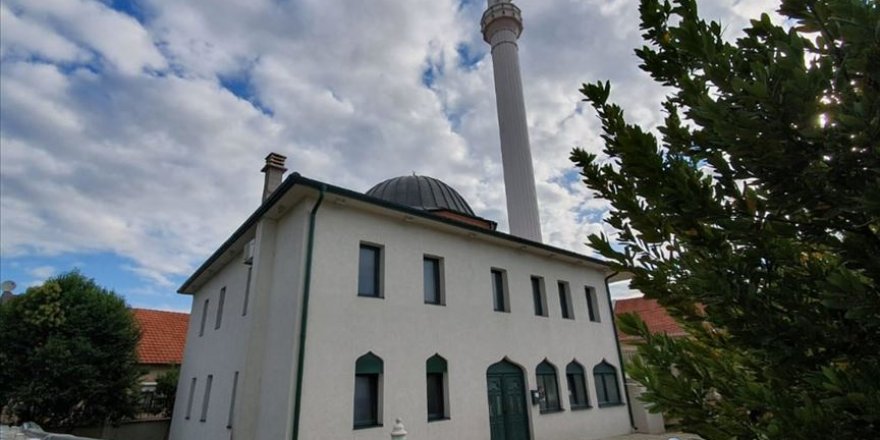 TİKA Karadağ'daki Karabusko Polje Camisi'nin tadilatını tamamladı