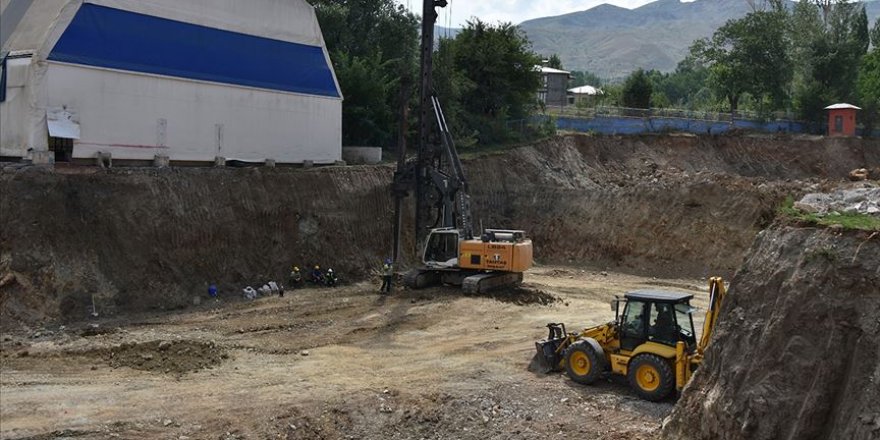 Hakkari'ye 1000 öğrenci kapasiteli yurt yapılıyor