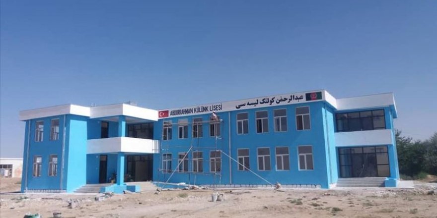 Türk doktor Afganistan'a okul yaptırdı