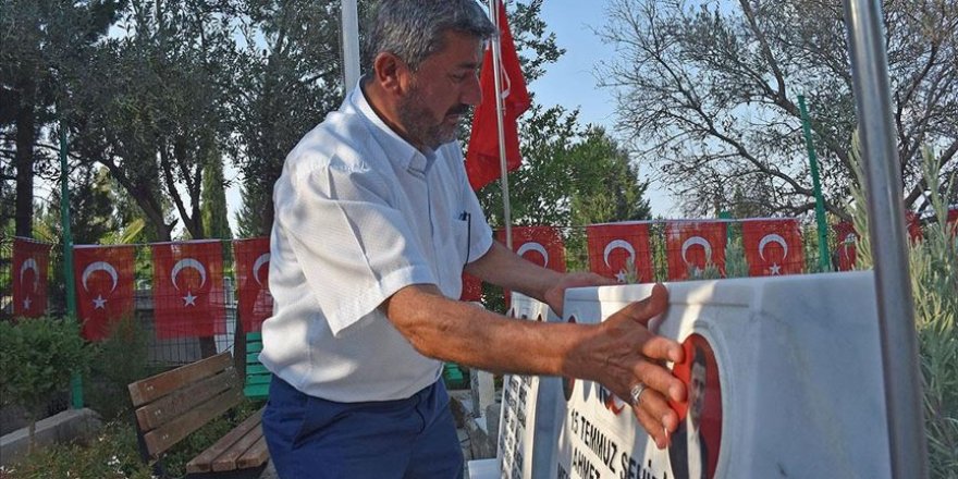 15 Temmuz şehidi ikiz polisler mezarları başında anıldı