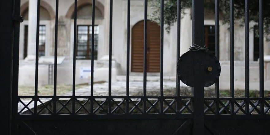 Türk-İslam eserleri Yunanistan'da yok oldu