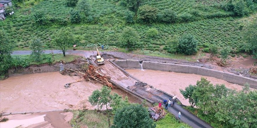 Rize'deki sel felaketinin ardından hasar tespit çalışmaları sürüyor