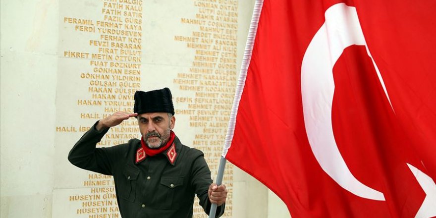 15 Temmuz Şehitler Makamı'na vatandaşların ziyareti başladı