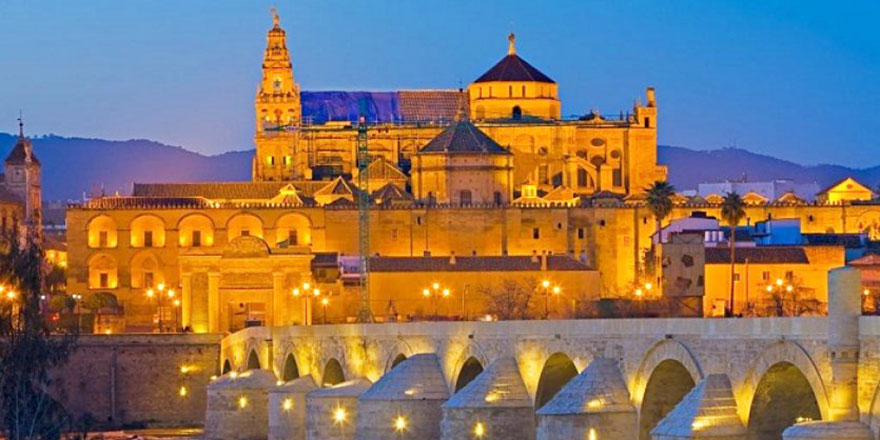 Kurtuba Ulu Cami yıllardır kilise olarak kullanılıyor