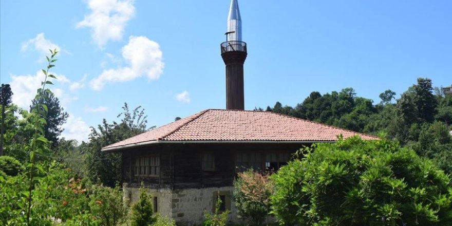 'Çivisiz camiler' misafirlerini bekliyor