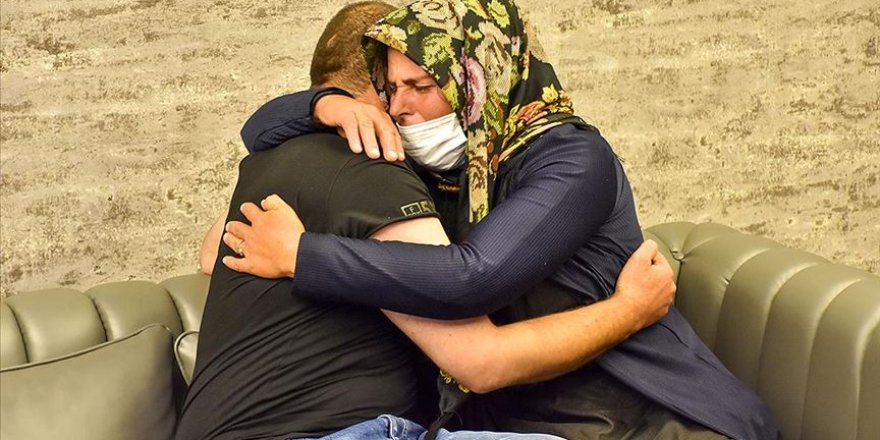 Bir Diyarbakır annesi daha evladına kavuştu