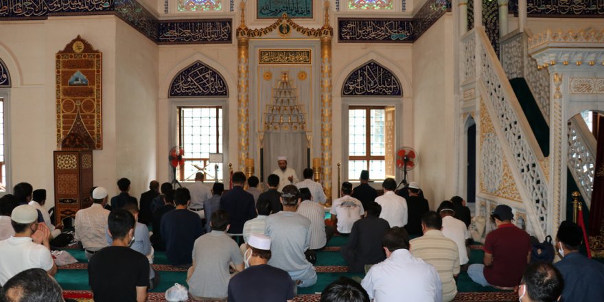 15 Temmuz şehitleri için Tokyo Camisi'nde mukabele okundu