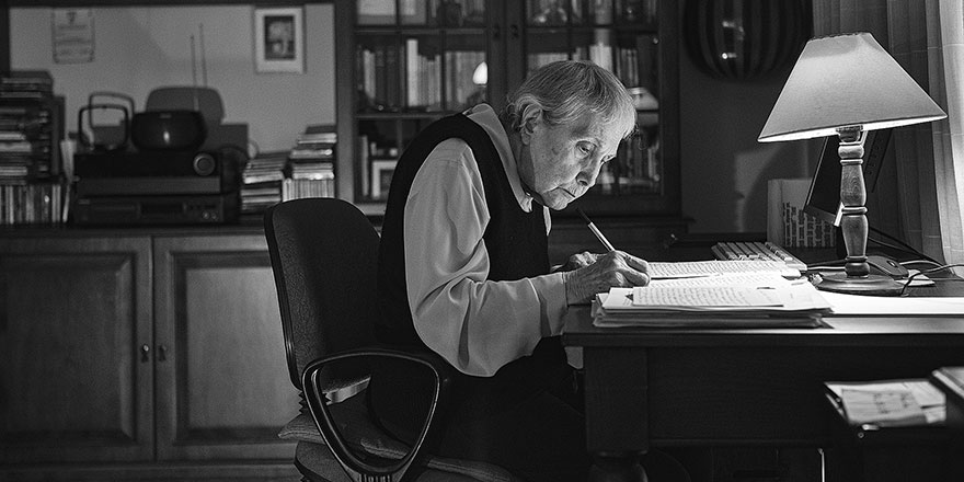 Adalet Ağaoğlu: Babamın hafız olduğunu uzun süre söylemekten çekindim