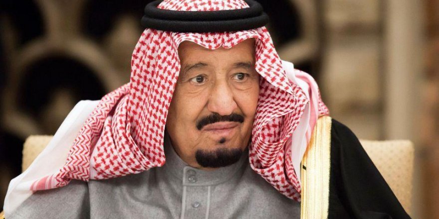 Suudi Arabistan Kralı Selman, Hz. Muhammed'e hakaret içeren karikatürleri şiddetle kınadı
