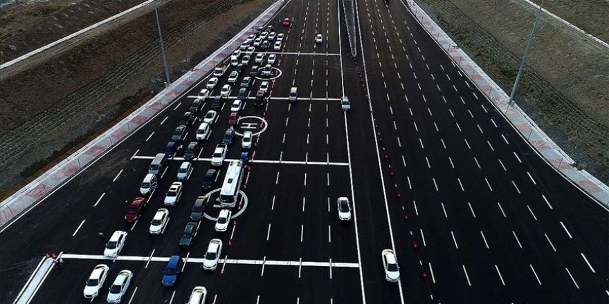 Üç ayda seyahat harcamaları 4 milyar liraya ulaştı