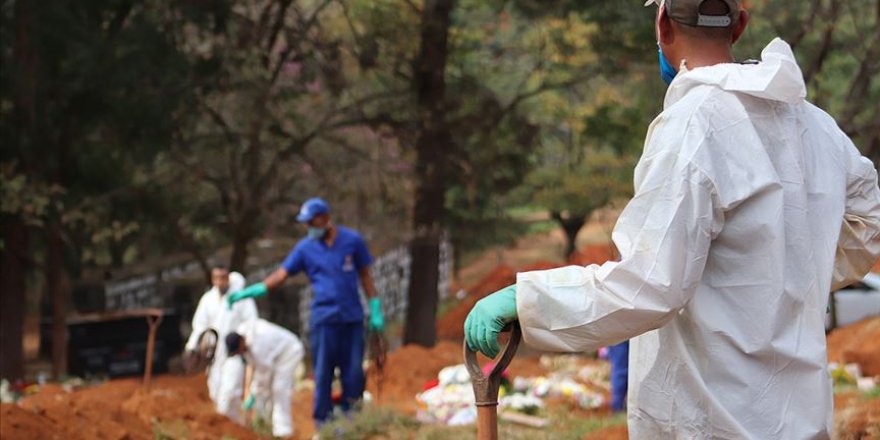 Dünya genelinde Kovid-19'dan ölenlerin sayısı 2 milyon 400 bini geçti