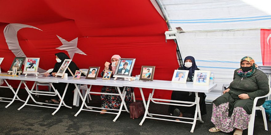 Diyarbakır anneleri bayrama buruk girdi
