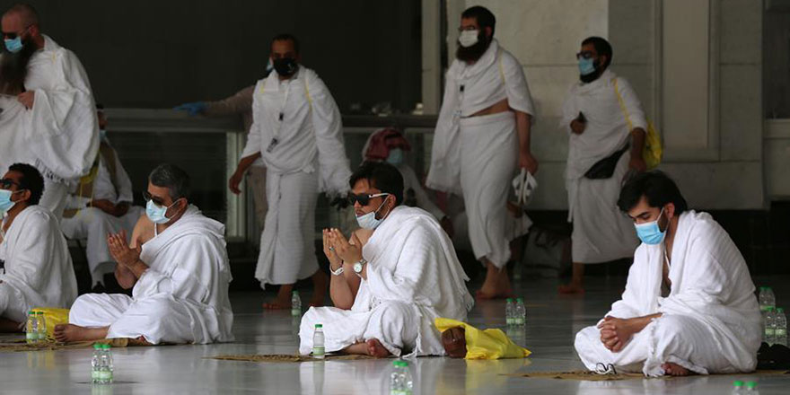 Hacı adayları Mina'ya ulaştı