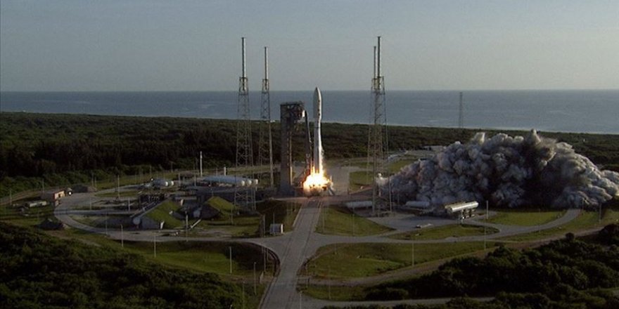 NASA 'Rover' uzay mekiğini Mars'a fırlattı