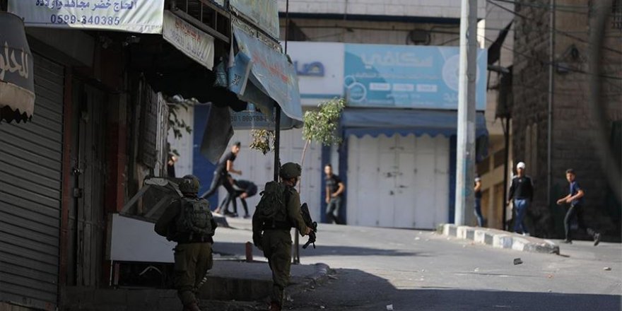 Batı Şeria'da 7 Filistinli İsrail askerlerince yaralandı