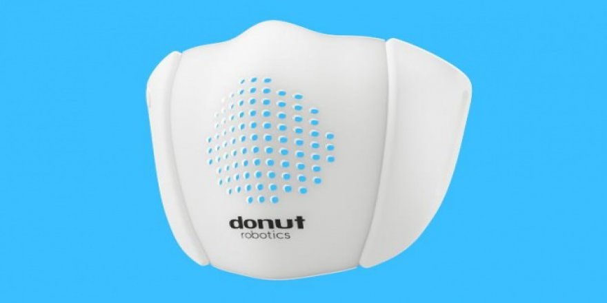 Hem maske tak hem 8 dilde çeviri yap!