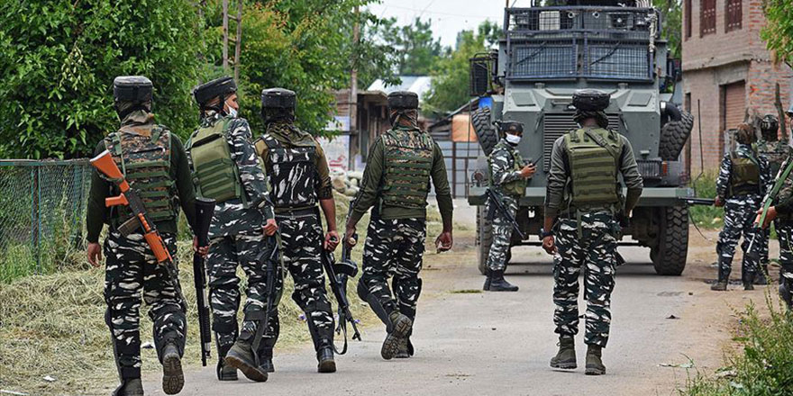 Hindistan'ın Cammu Keşmir işgalinin üzerinden bir yıl geçti