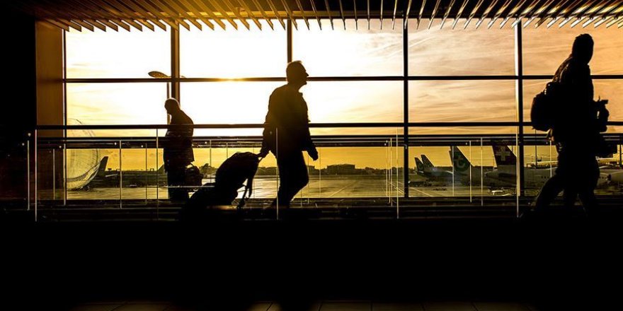 ABD Kovid-19 sebebiyle ilan ettiği global seyahat uyarısını kaldırdı