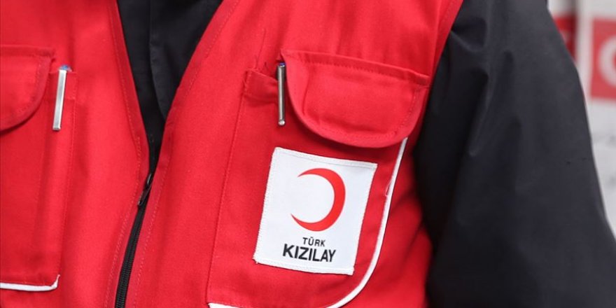Türk Kızılay, Bosna Hersek'te ihtiyaç sahiplerine gıda paketi dağıttı