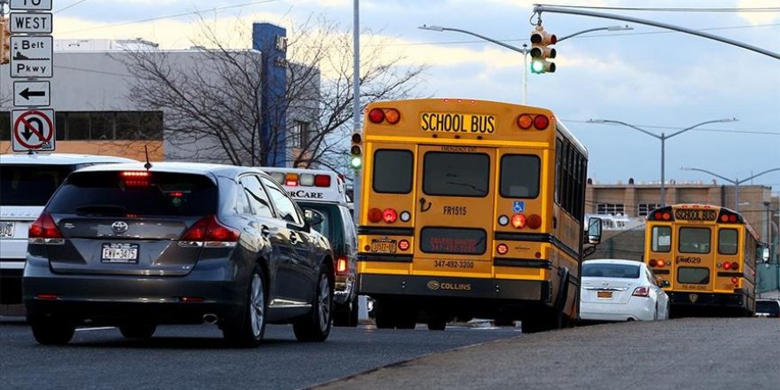 ABD'de Kovid-19 şüphesiyle aynı okul bölgesindeki 800 çocuk karantinaya alındı