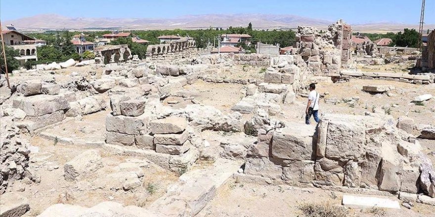 4. yüzyıla ait sekizgen planlı kilise bulundu