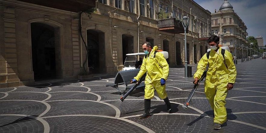 Azerbaycan'da Kovid-19'da günlük vakalar 100'ün altına indi