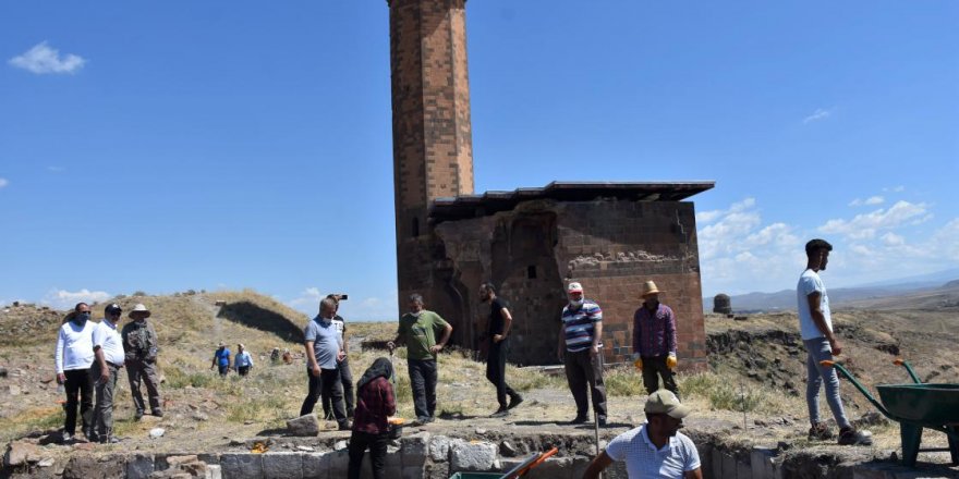 Anadolu'daki ilk Türk camisi ibadete açılmak için restore ediliyor