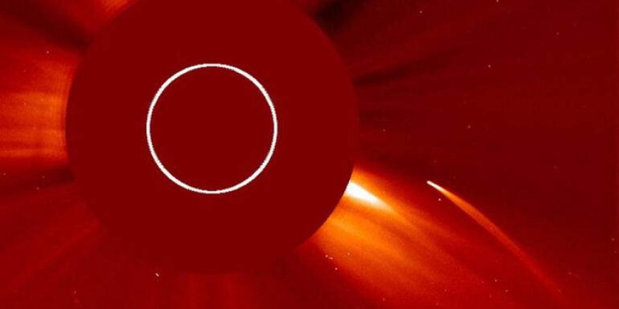 Güneş’te Mars büyüklüğünde bir leke gözlemlendi