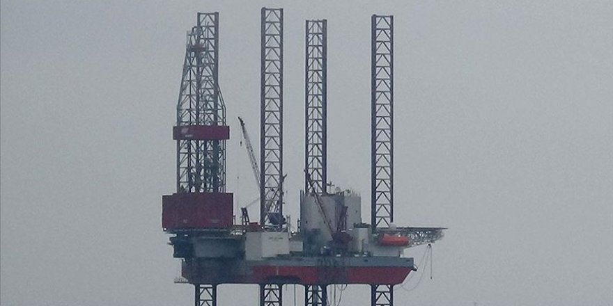 Petrol aramaları Karadeniz'de bulunan doğal gaz ile hız kazandı