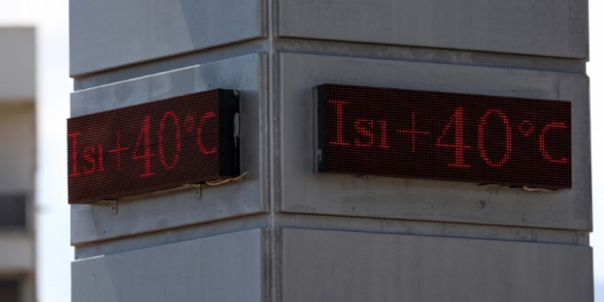 Antalya'da 40 derece sıcaklık ölçüldü