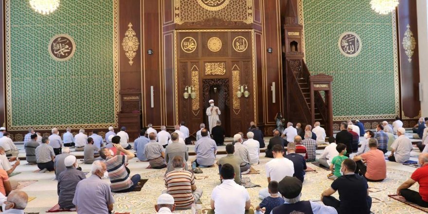 Malatya'nın en büyük caminin dualarla açılışı yapıldı