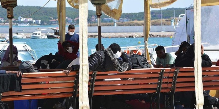 Ayvalık'da Türk kara sularına itilen sığınmacılar kurtarıldı