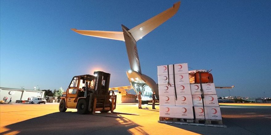 Türkiye milyonlarca ihtiyaç sahibinin yardımına koşuyor