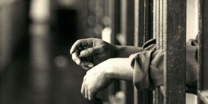 ABD'de tutuklu Müslüman göçmenlere domuz eti veriliyor