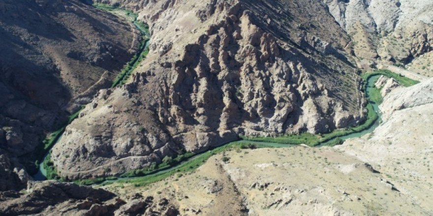 Yaratılış harikası Çaltı kanyonu doğaseverleri bekliyor