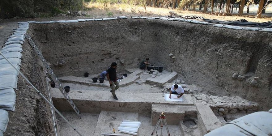 Hatay'da tarihe ışık tutan 3500 yıllık iskelet