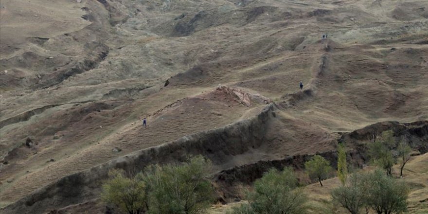 Ağrı Dağı eteklerinde Nuh’un Gemisi'ne ait kalıntıların olduğuna inanılan alanın korunması gerekiyor